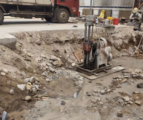 鄂托克前公路下沉压浆
